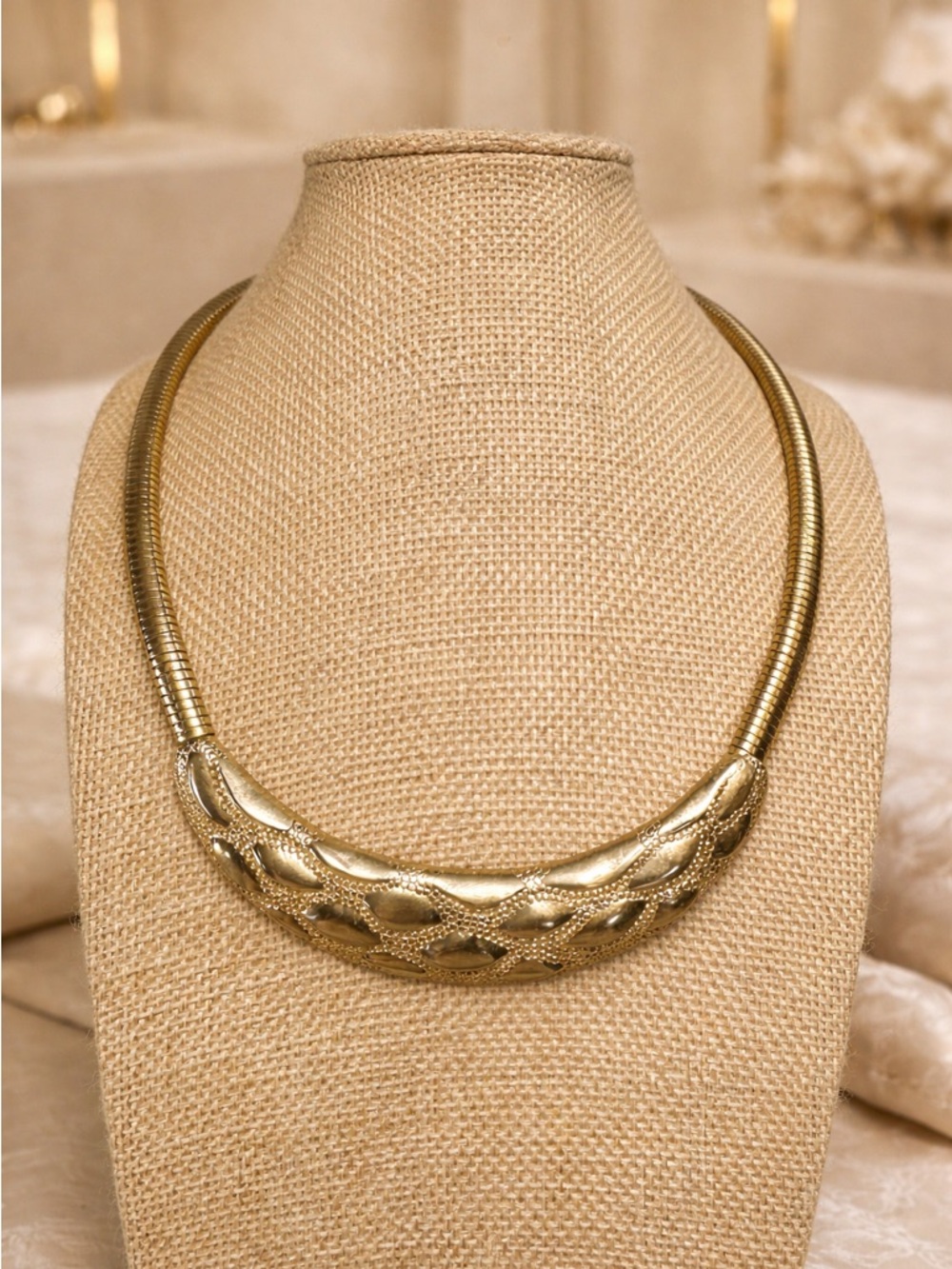 Vintage PARK LANE Gold Tone Snake Chain Collar Necklace Textured Statement 1980s